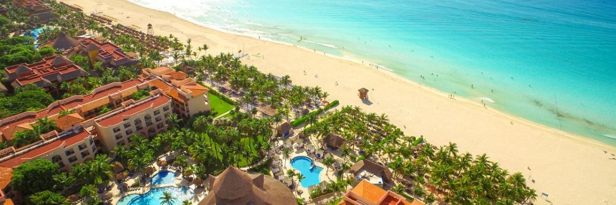 Sandos Playacar Beach Resort****