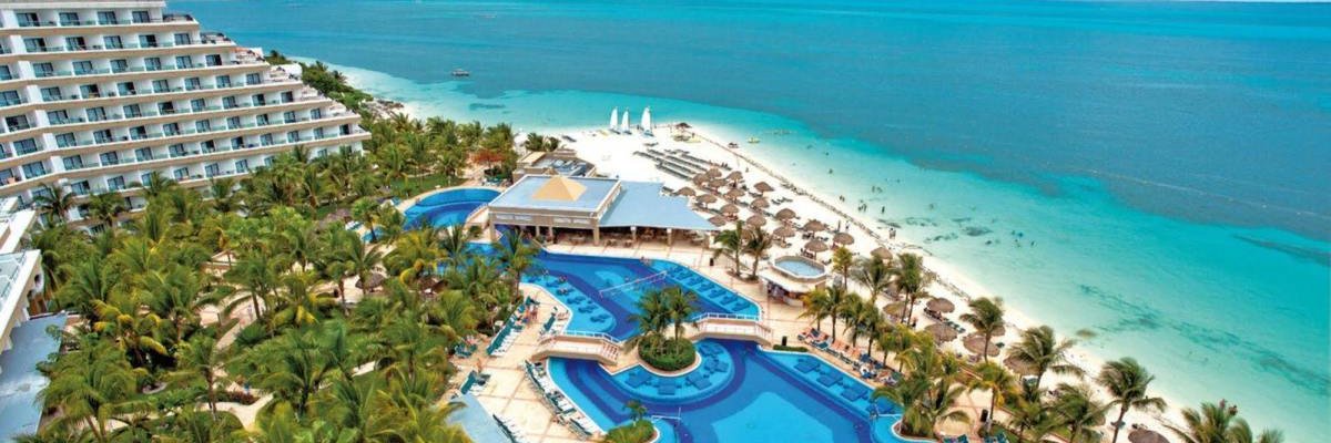 Riu Caribe****