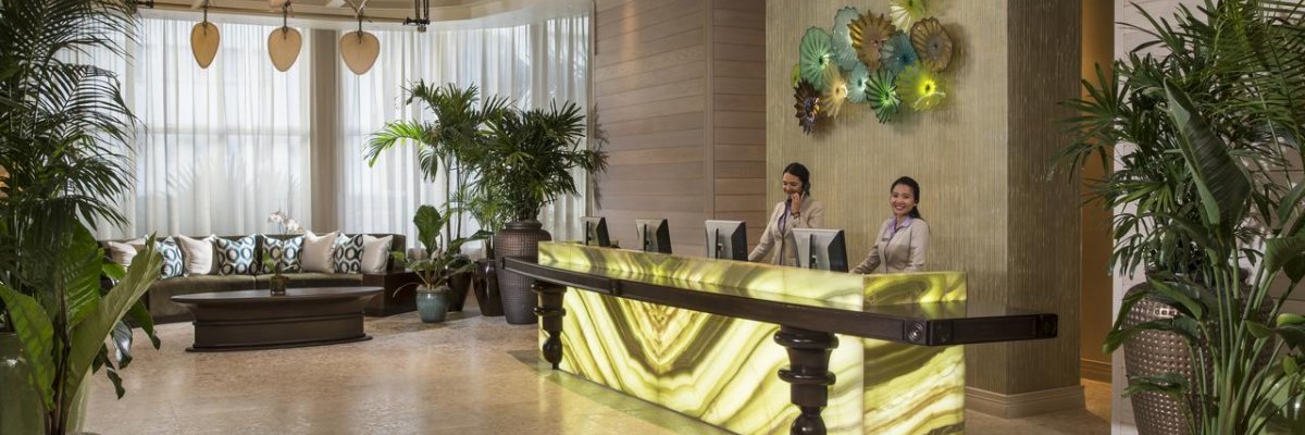 The Palms Hotel & Spa****+