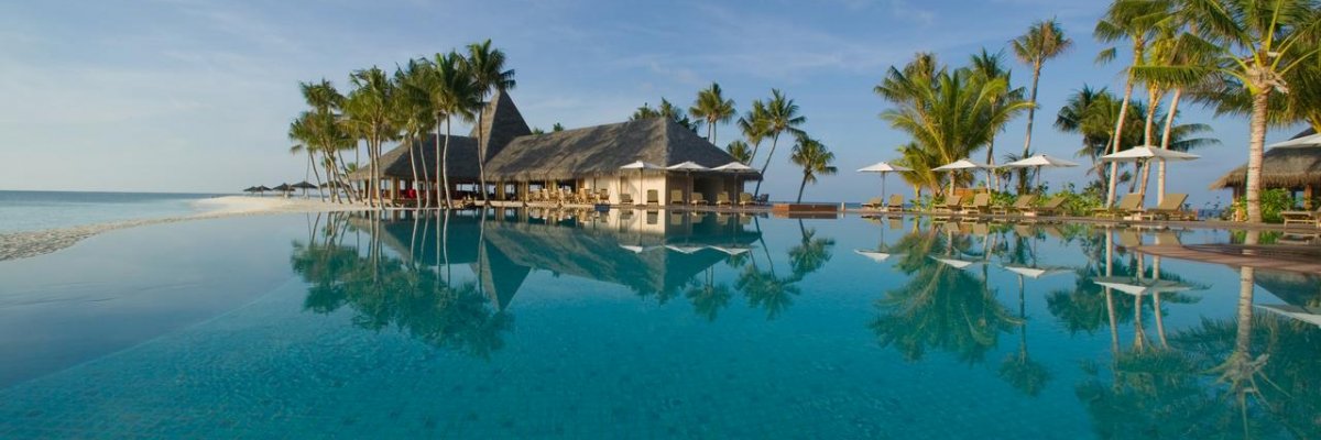 Veligandu Island Resort & Spa****