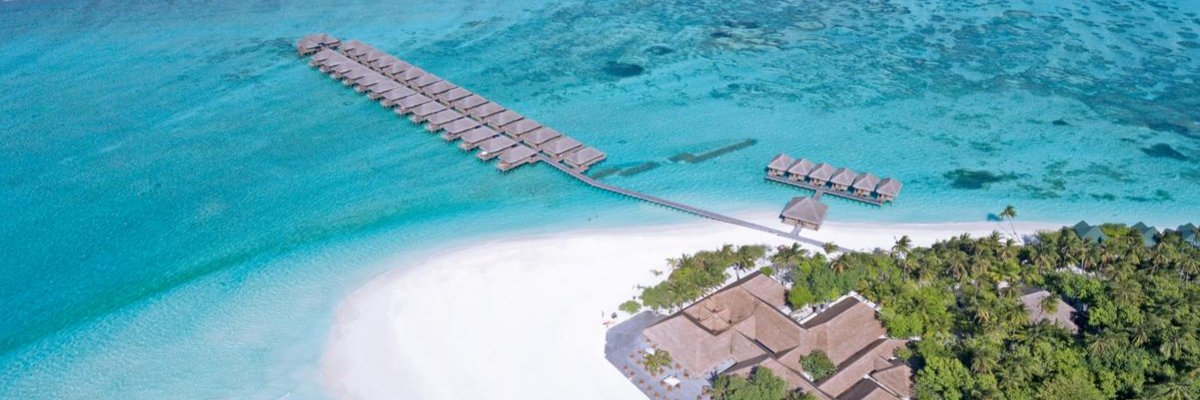 Meeru Island Resort****