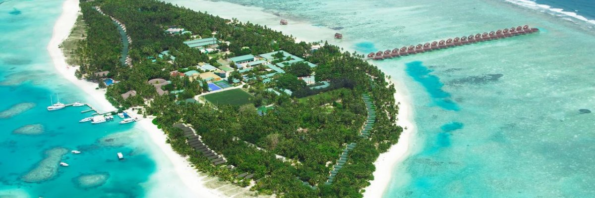 Meeru Island Resort****