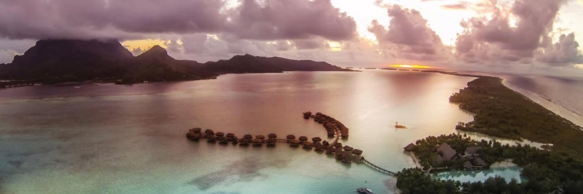 Four Seasons Resort Bora Bora******