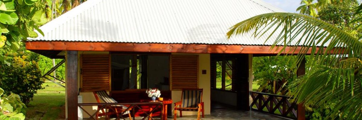 Bird Island Lodge **+