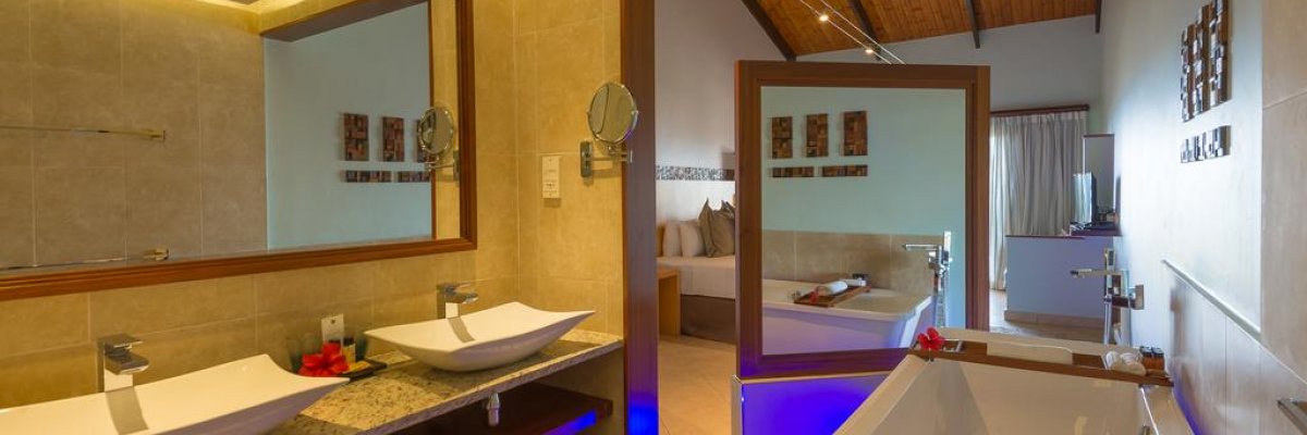 Coco de Mer Hotel & Black Parrot Suites****