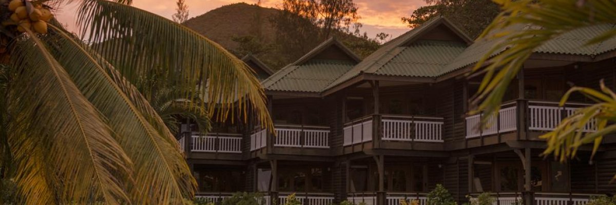 Acajou Beach Resort***+