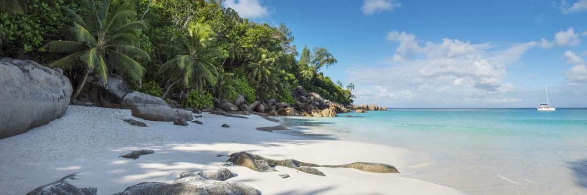 Constance Lemuria Praslin, Seychelles*****+
